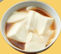 Silken Tofu in Ginger Syrup (Đậu hủ nước gừng)